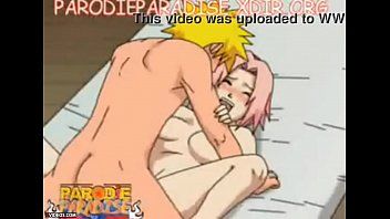 Naruto hentai comendo a buceta da sakura pelada